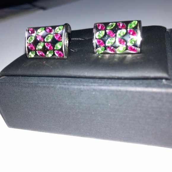 New Peridot and Fuchsia Crystal and Silver Tone Cufflinks with Cufflink Case - Picture 2 of 9